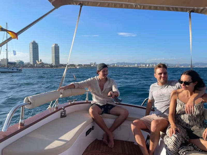 Barcelona: Private Classic Yacht Tour with Drinks - Who is This Tour Best For?