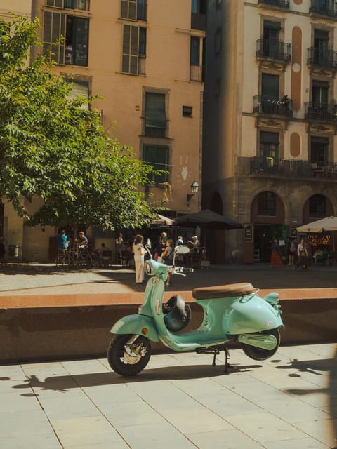 Barcelona: PRIVATE Fun Vespa City Tour With Guide - Frequently Asked Questions