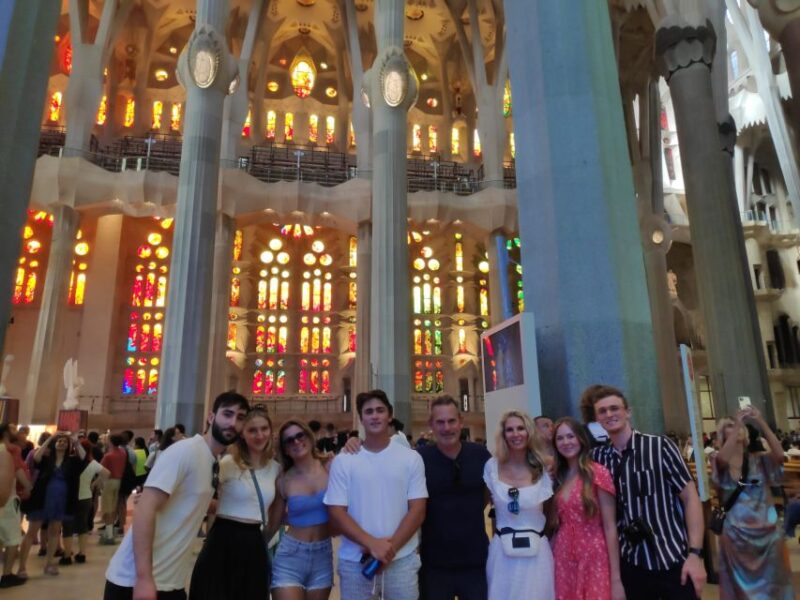 Barcelona: Private Guided Tour of Sagrada Familia - Important Information and Guidelines