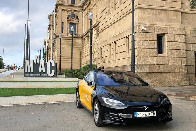 Barcelona Private Half-Day Sightseeing Tour in with Hotel Pick-up - Practical Tips for Your Tour