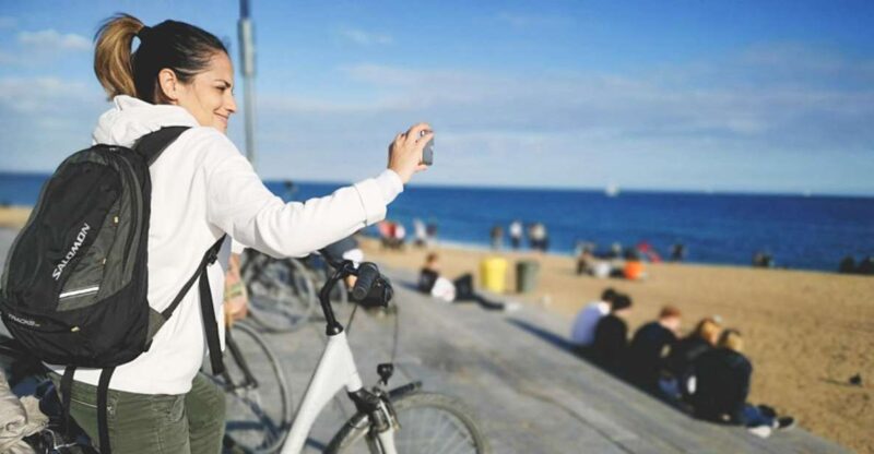 Barcelona: Private Highlights and Gaudis Art Bike Tour - Included in the Tour