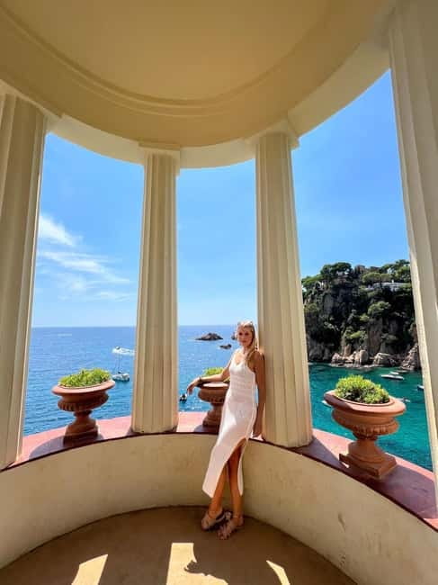 Barcelona: Private Marimurtra Botanical Garden & Blanes Tour - The Experience in Detail