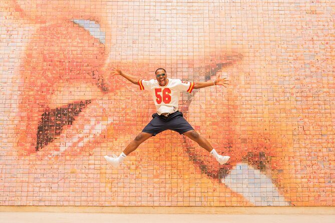 Barcelona Private Photoshoot at Cathedral & Kiss Wall - Frequently Asked Questions