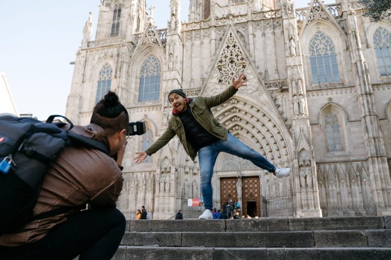 Barcelona: Private Photoshoot With a Professional - Receiving the Edited Photos