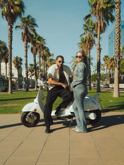 Barcelona: PRIVATE Vespa Tour With Tapas and Wine Tasting - Tour Overview
