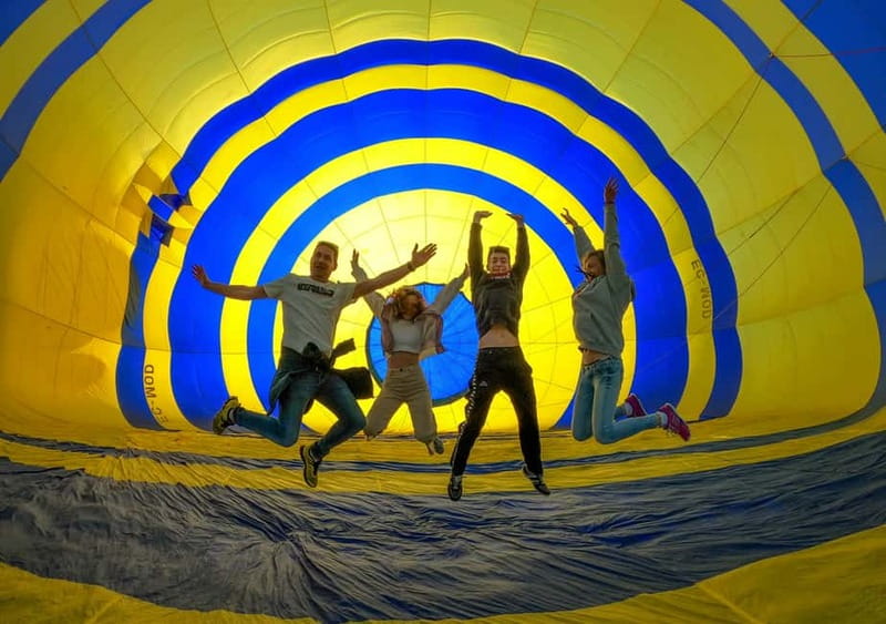 Barcelona Private VIP Balloon Flight with Pick-up Service - Key Points