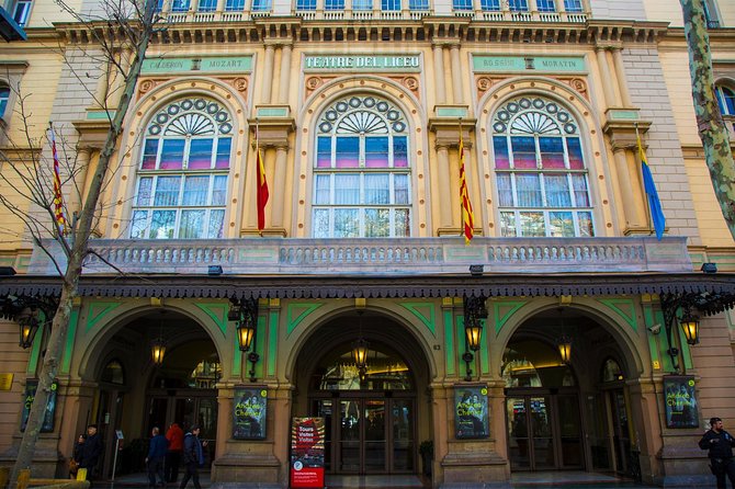 Barcelona Private Walking Tour Through the City of Gaudi - Traveler Reviews and Experiences