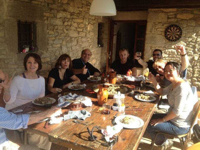 Barcelona: Pyrenees Villages and Trails Full-Day Tour - Exploring Pyrenees Mountains