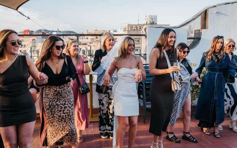 Barcelona: Rooftop Salsa Class with Bottomless Sangria - Authentic Experiences and Guest Feedback
