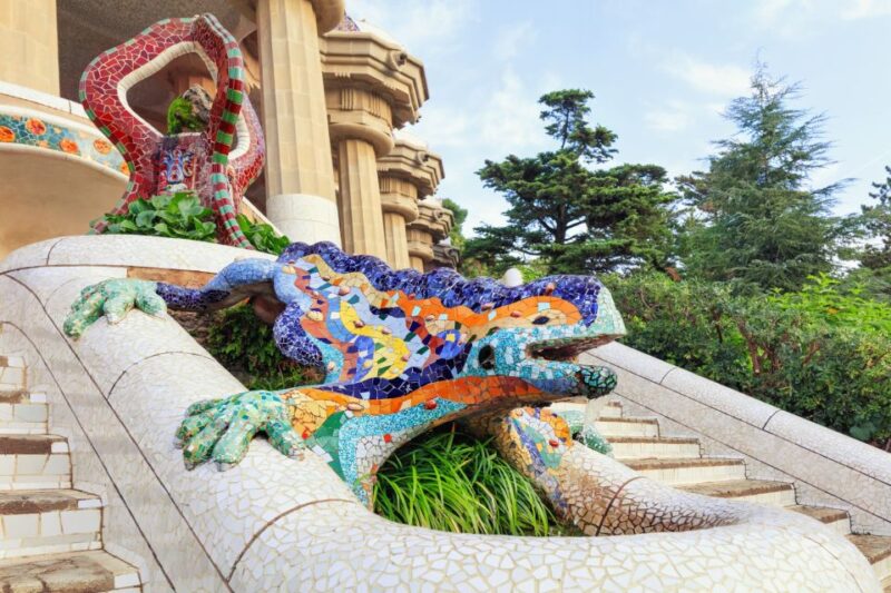Barcelona: Sagrada Familia and Park Guell Small-Group Tour - Itinerary and Highlights