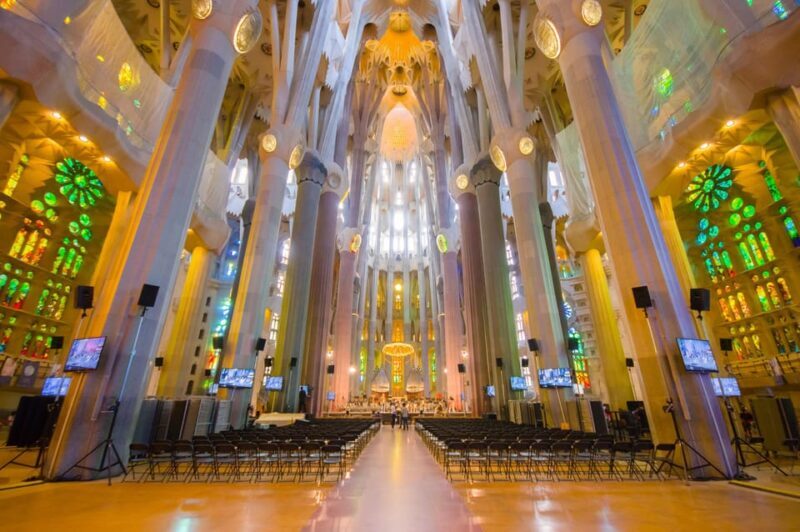Barcelona: Sagrada Familia Guided Tour with Skip the Line - How Does It Compare to Other Tours?