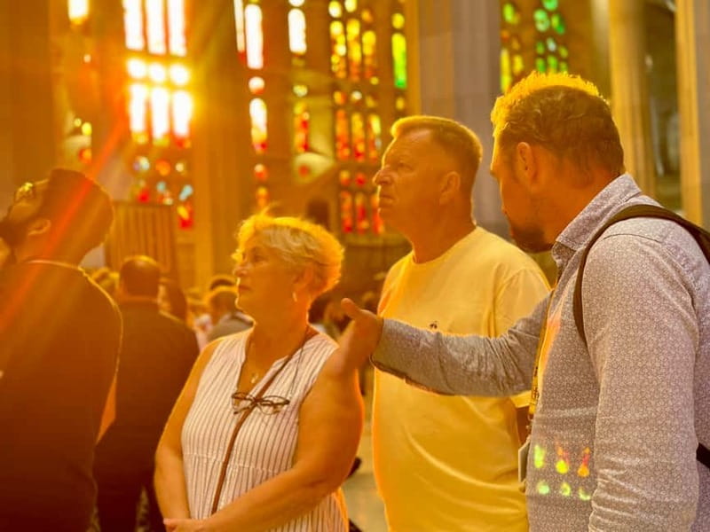 Barcelona: Sagrada Familia & Park Guell Tour with Transfer - The Practicalities: What to Expect and Tips