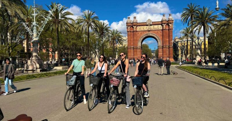 Barcelona: Sagrada Familia Private E-Scooter Tour - Itinerary and Highlights