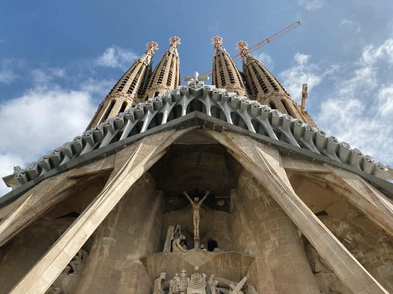 Barcelona: Sagrada Familia Skip-the-line Tour with Guide - Who Should Consider This Tour?