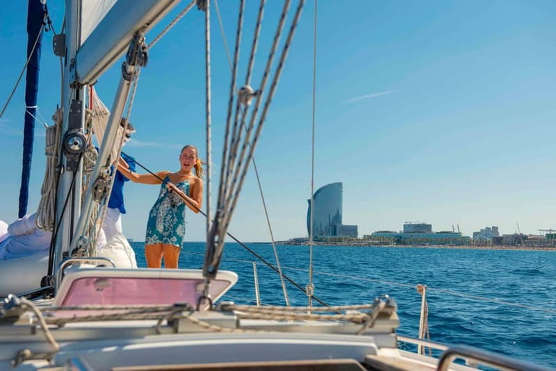 Barcelona: Sailing Tour with Young Local Captain & Drinks - Practical Tips for a Great Experience