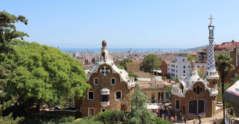 Barcelona: Sightseeing With Private Tour & Transportation - Casa Batlló and La Pedrera