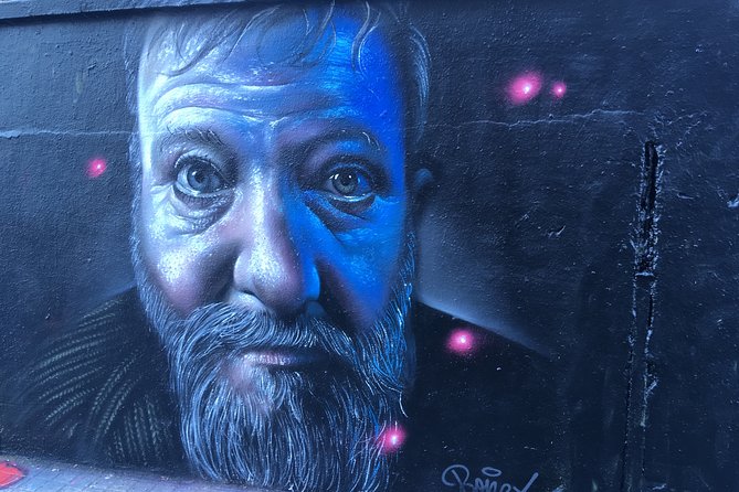 Barcelona Street Art Graffitti Bicycle Tour - Meeting Point Details