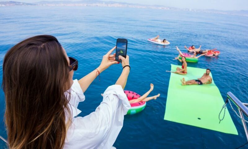 Barcelona: Sunset or Day Catamaran Cruise with Tapa & Drink - What Makes This Catamaran Cruise Stand Out