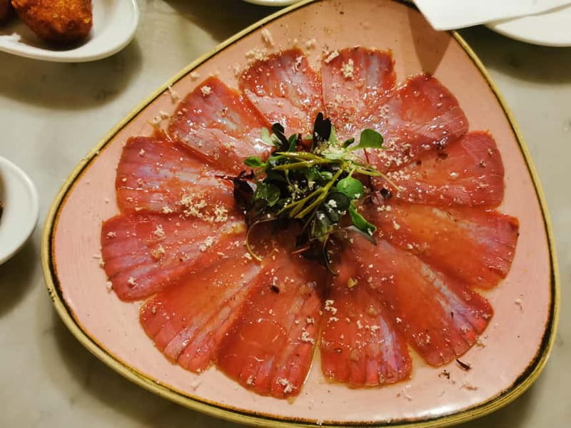 Barcelona: Tapas and Wine at the Hidden Bodegas Experience - Key Points  