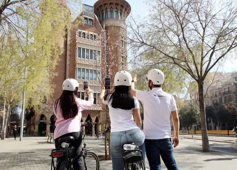 Barcelona: Tapas Tasting Tour by Regular Bike or E-Bike - What Reviewers Say