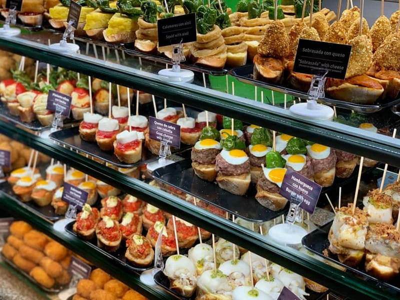 Barcelona: Tapas, Tipples, and Tales Food Tour - Key Points