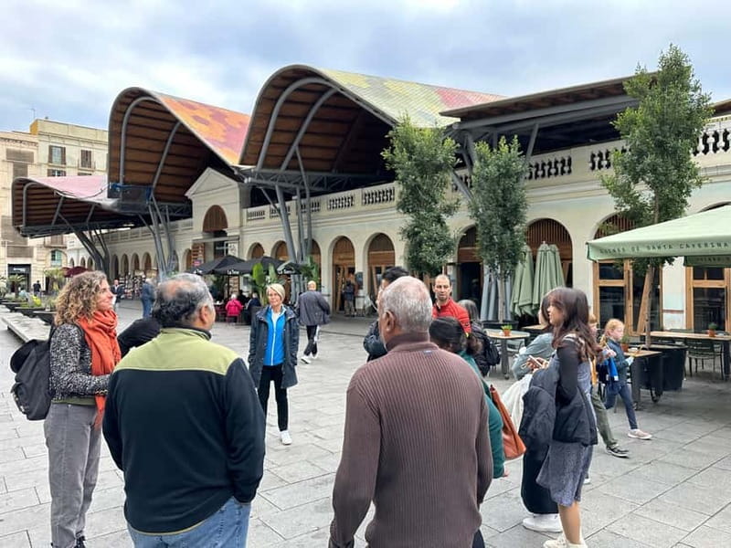Barcelona: Tasty Street Food and Sightseeing Guided Tour - FAQs