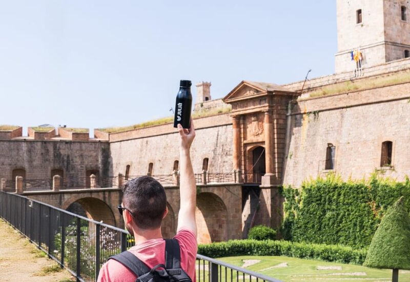 Barcelona Tour: Montjuic Cable Car & Gothic Walking Tour - Key Points