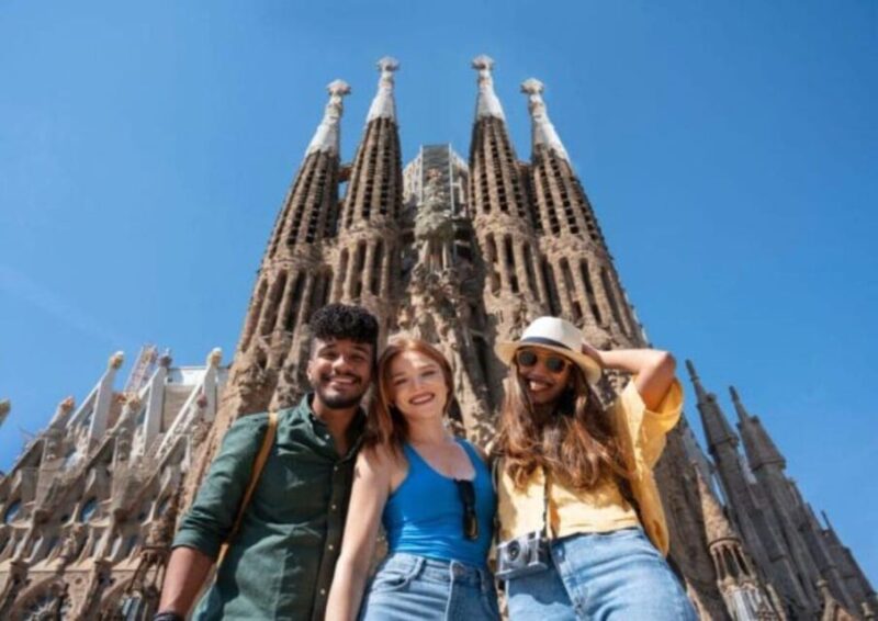 Barcelona Tour: Walking 2 Hours - Tour Options