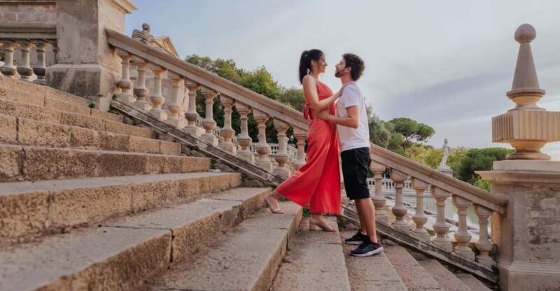 Barcelona Tourist Photographer - Exclusive Photoshoots - Professional Photographer Experience