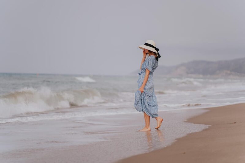 Barcelona Tourist Photographer - Exclusive Photoshoots - Guidance on Posing