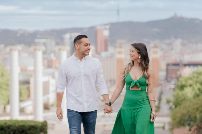 Barcelona Tourist Photographer - Exclusive Photoshoots - Included Sightseeing Resources