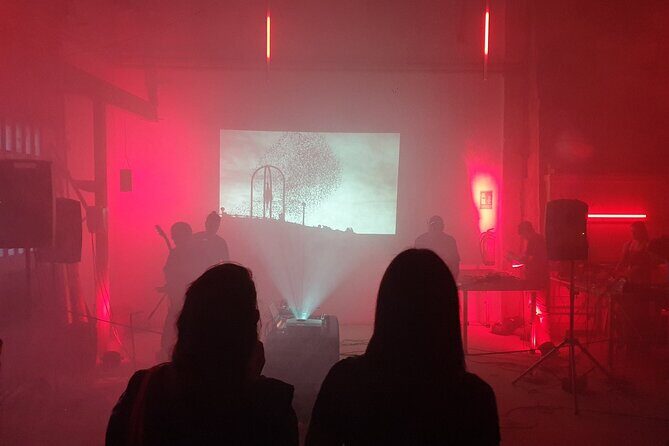 Barcelona Underground Clubbing Experience with Locals - Key Points