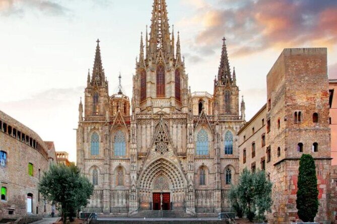 Barcelona Walking Tour Old Town's Hidden Gems - The Sum Up