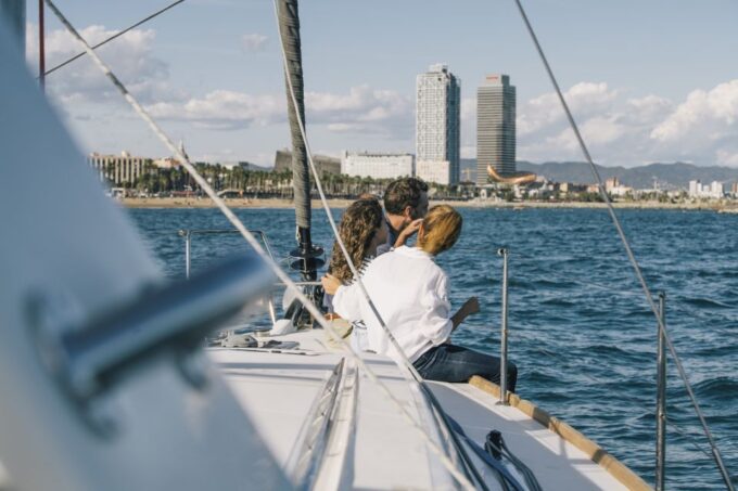 Barcelona:2 Hour Private Sail Inc Drinks & Snacks Onboard - Cancellation Policy and Flexibility