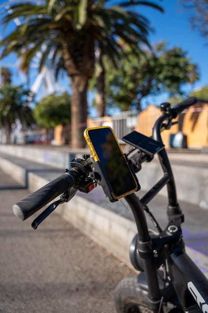Barceloneta Beach: Stand Up Paddle & Electrical Fatbike Tour - Breakfast