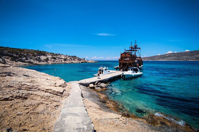 Barco De Pirata Cruise at 3 Islands in Greece - Key Points