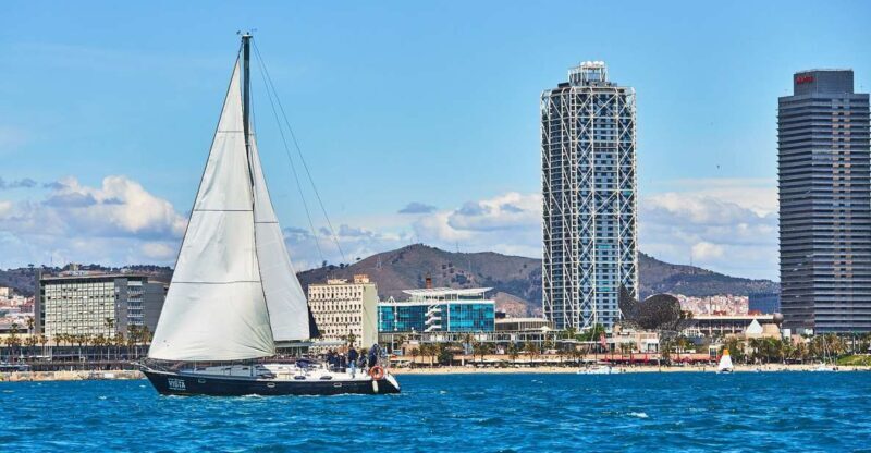Barefoot: Private sailing cruise in Barcelona - What to Expect from the Sailing Experience