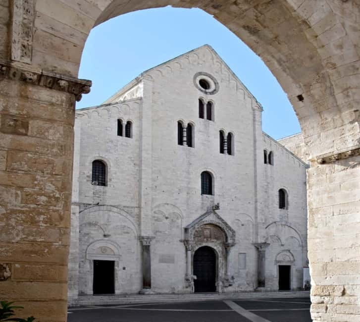 Bari: Basilica of Saint Nicholas Guided Tour - Exploring the Basilica of Saint Nicholas in Bari: A Practical Guide