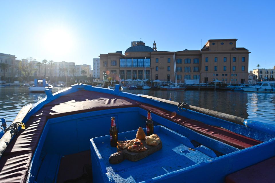 Bari: Boat Trip Over Gozzovigliando, Fishermen Boat - Departure Location and Route