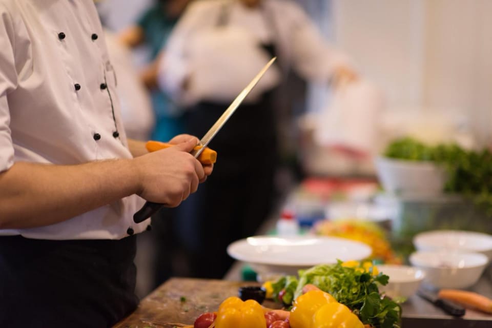 Bari: Cooking Class with well-known Chef - Key Points