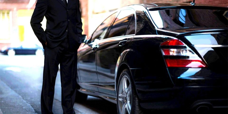 Bari: Private One-Way Airport Transfer - Key Points
