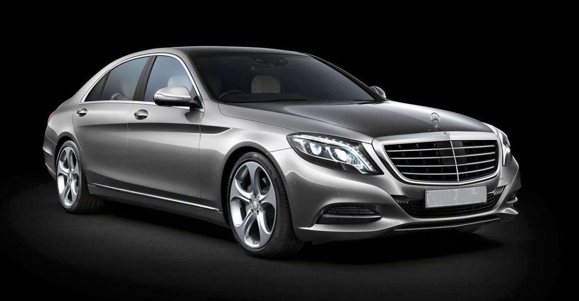 Bari: Private One-Way Airport Transfer - Vehicle Features