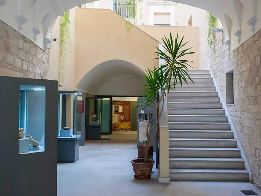 Bari: Simi Palace and Byzantine Church Tour With Ticket - Experience Highlights
