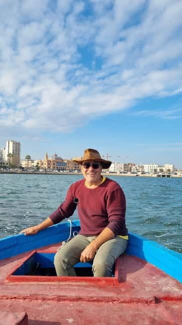 Bari:Private Boat Trip over "Gozzovigliando", fishermen boat - An Authentic Voyage on a Traditional Gozzo