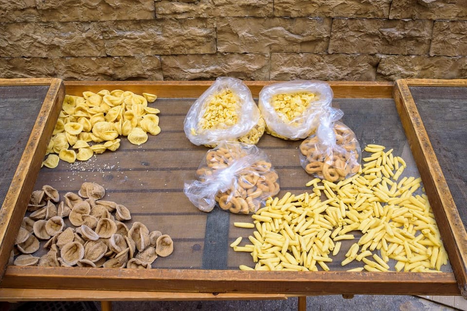 Bari'S Ultimate Street Food Tour With Small Group - Tastings Included