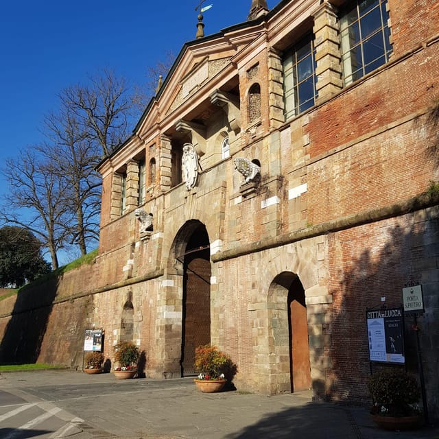 BASIC Lucca: Guided Tour in ITALIAN - Key Points