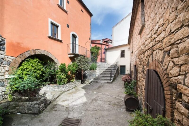 Basilicata: Discover Volcanic Tuff Caves and Taste Excellent Lucanian Wines - Historical and Cultural Significance