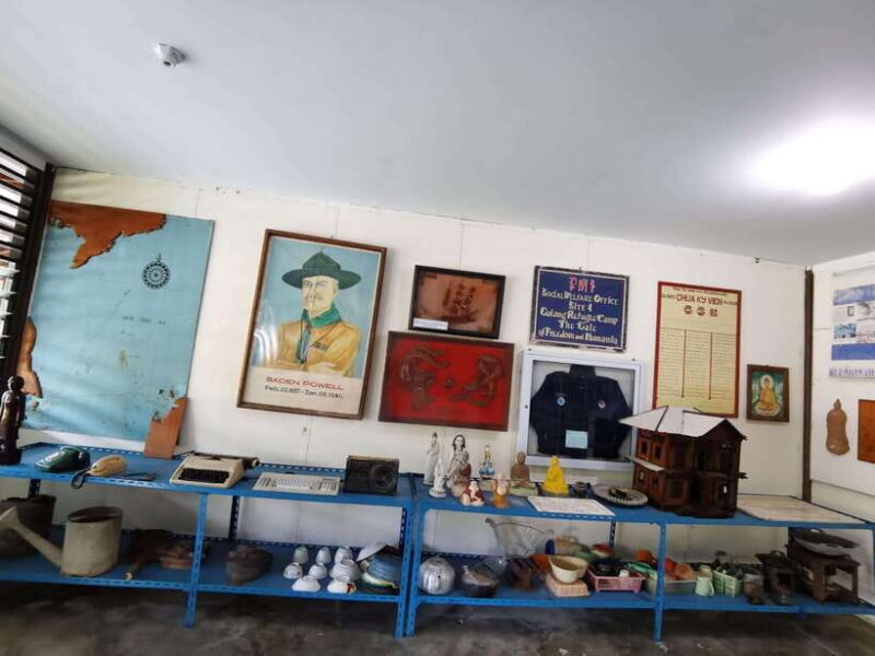 Batam: Vietnamese Village and Galang Island Tour - Key Points
