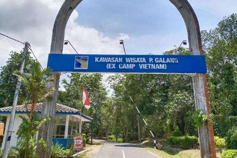 Batam: Vietnamese Village and Galang Island Tour - What to Expect and Practical Tips