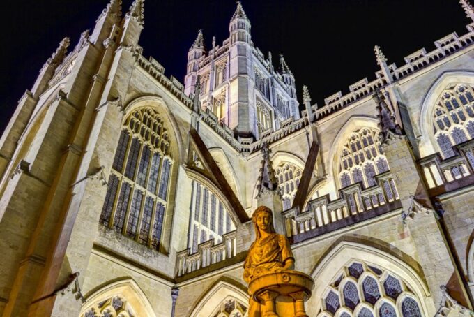 Bath: Guided Ghost Tour - Accessibility and Pricing